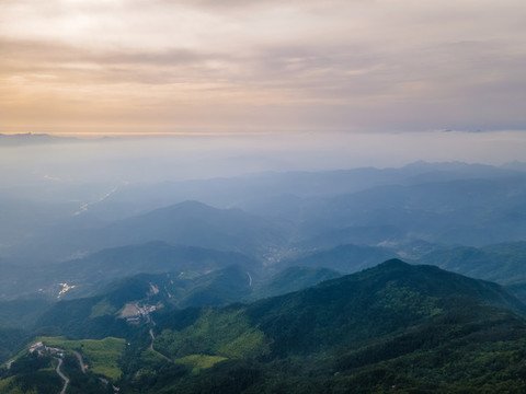 湖北黃岡羅田大別山薄刀鋒風(fēng)景區(qū)