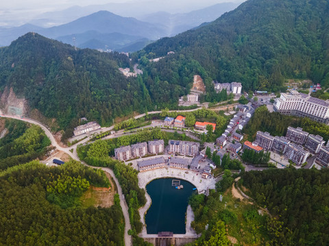 湖北黃岡羅田大別山薄刀鋒風(fēng)景區(qū)