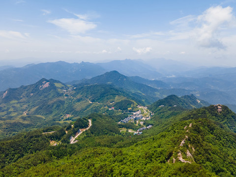 湖北黃岡羅田大別山薄刀鋒風景區(qū)