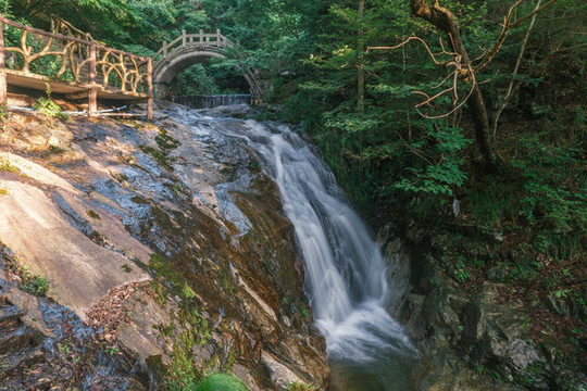 湖北黃岡羅田大別山薄刀鋒風(fēng)景區(qū)