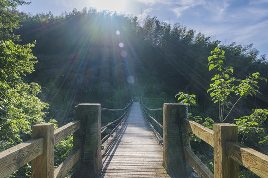 湖北黃岡羅田大別山薄刀鋒風(fēng)景區(qū)