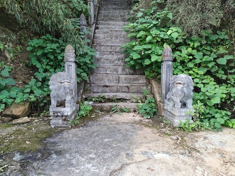 龍王山