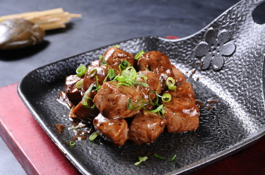 黑椒和牛粒
