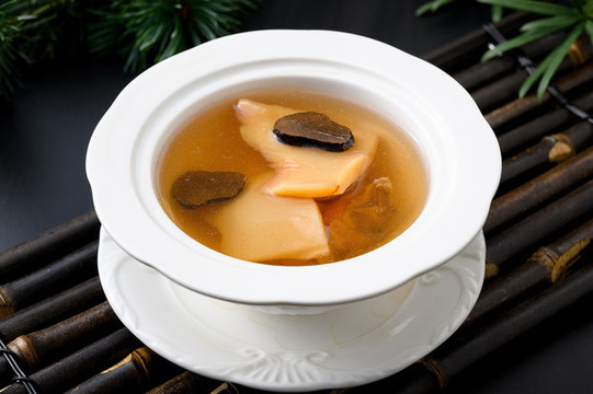 雪蓮排骨湯