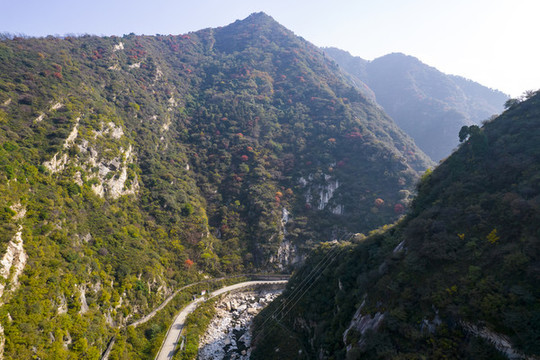 秦嶺山