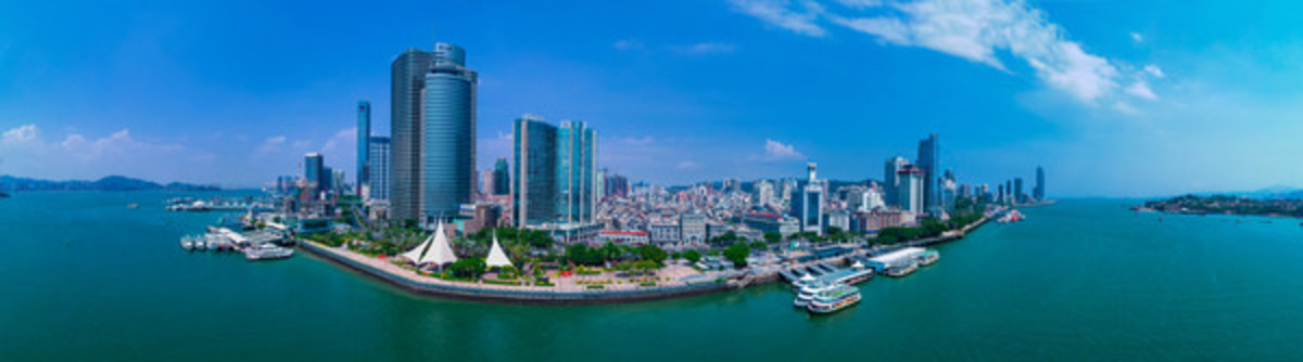 全景航拍廈門(mén)濱海風(fēng)光