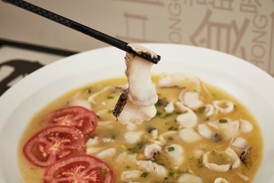 豆湯撈魚