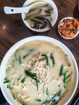 長(zhǎng)魚面