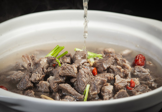 干鍋牛肉