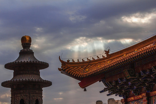 中國呼和浩特觀音寺風(fēng)光