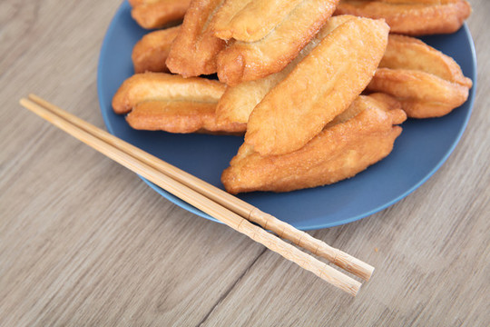 營(yíng)養(yǎng)早餐油條