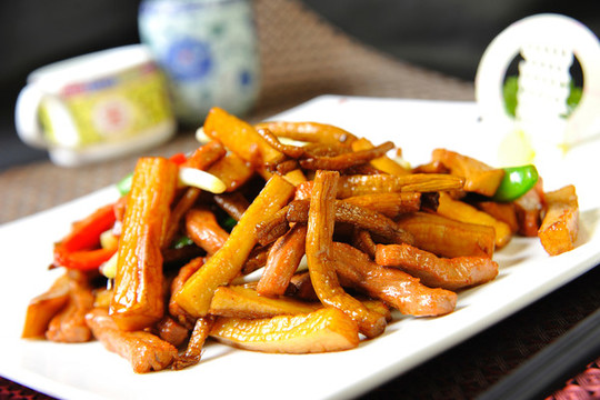 野山菌炒牛柳
