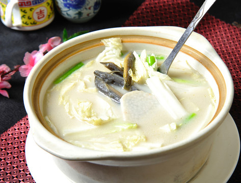 芋頭泥鰍煲