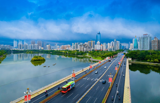 南寧市南湖大橋