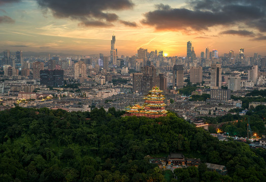 夕陽下的南京城