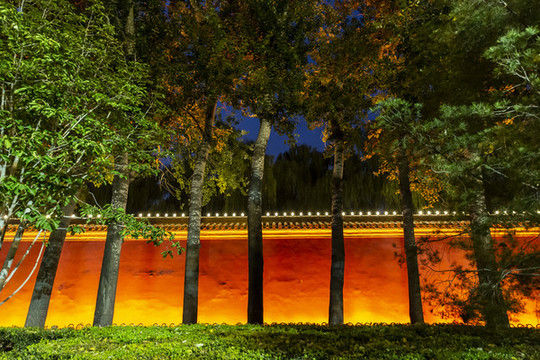 北京皇城墻遺址夜景