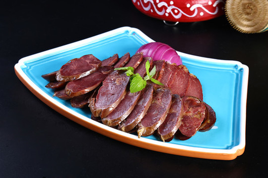 馬肉拼盤