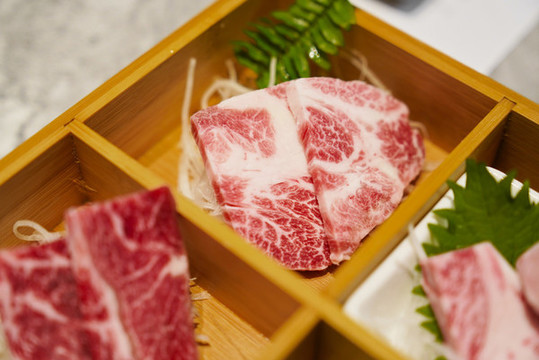 日式燒肉韓國烤肉和牛肉