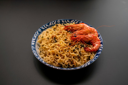 大蝦撈面