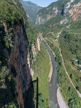 泥豬河峽谷