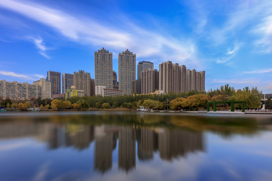 呼和浩特青城公園秋景