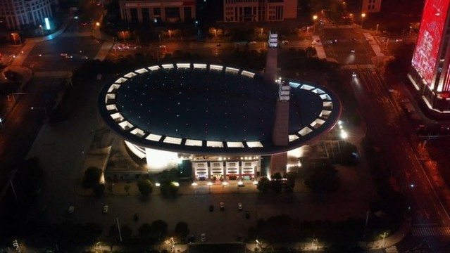 航拍江西吉安體育館建筑夜景