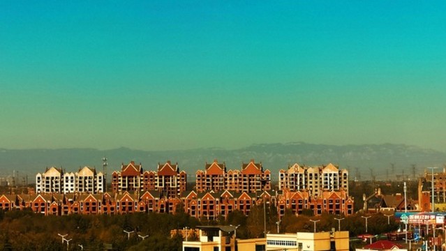 遠(yuǎn)山