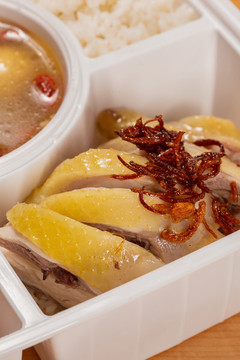 清蒸雞腿飯
