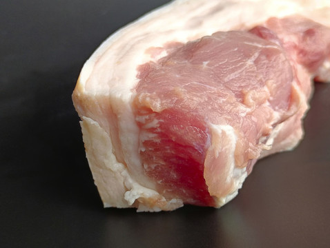 有機(jī)鮮豬肉