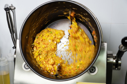 智能全自動(dòng)炒菜機(jī)