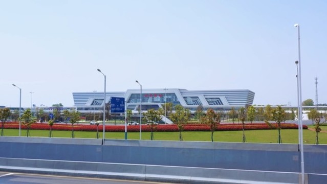航拍江西吉安西站高鐵站