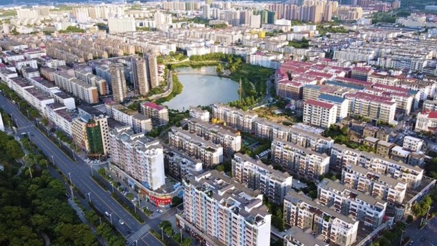 航拍江西省吉安縣城敦厚鎮(zhèn)城區(qū)