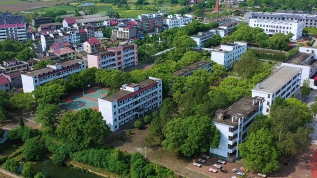 航拍江西省吉安縣永和中學(xué)