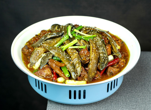 泥鰍鮮炒雞