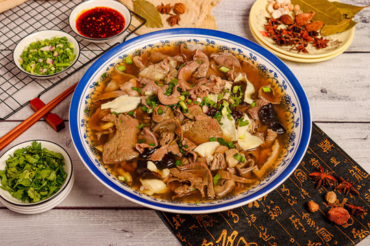 翹腳牛肉牛雜