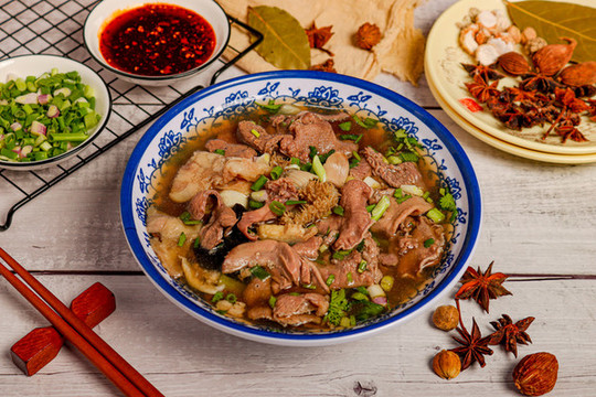 翹腳牛肉牛雜