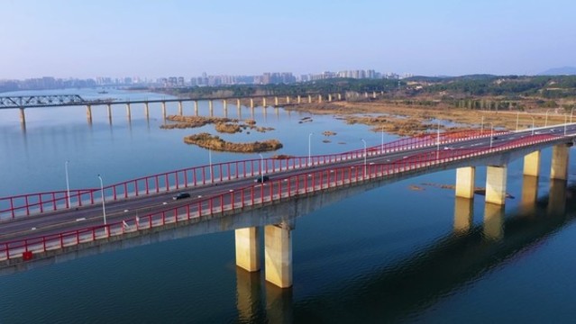 航拍江西吉安永和連心大橋