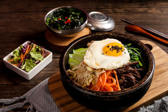 韓式石鍋拌飯