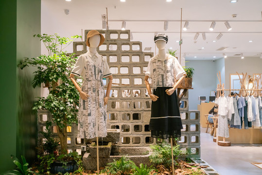 女士服裝店