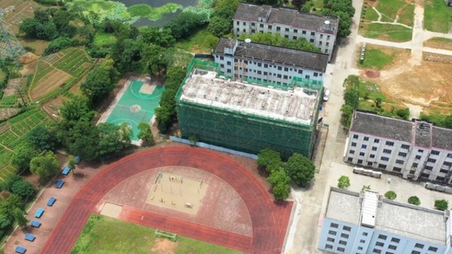 江西省吉安縣鳳凰中學(xué)