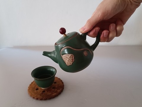 倒茶