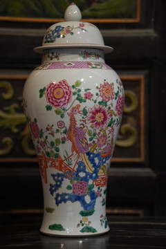 傳統(tǒng)花瓶