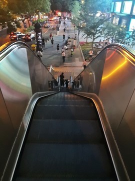 電梯