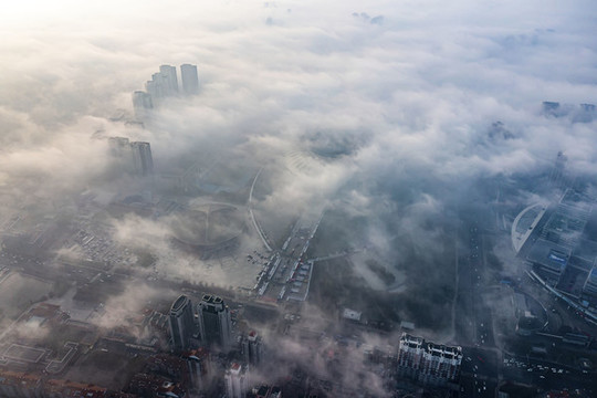 霧霾中的天津城市美景航拍