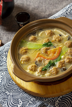 砂鍋丸子湯