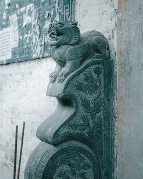 門墩石