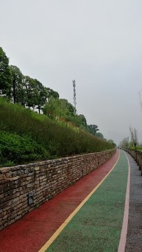 江邊步道