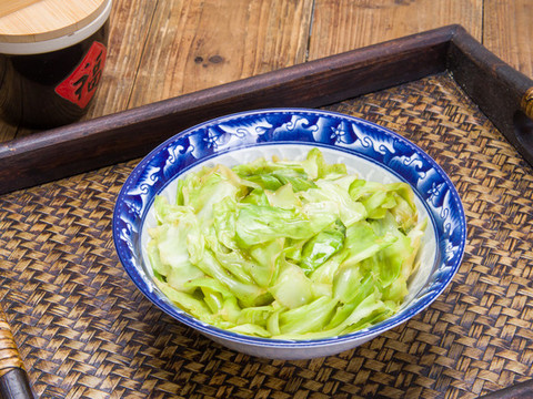 手撕包菜美食菜品