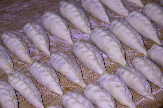 手工餃子