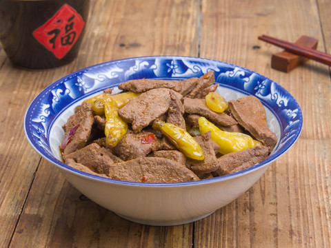 泡椒炒豬肝